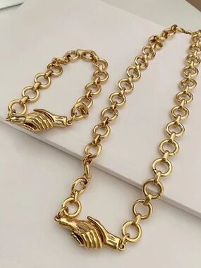 Handshake Clasp Link Necklace and Bracelet Set